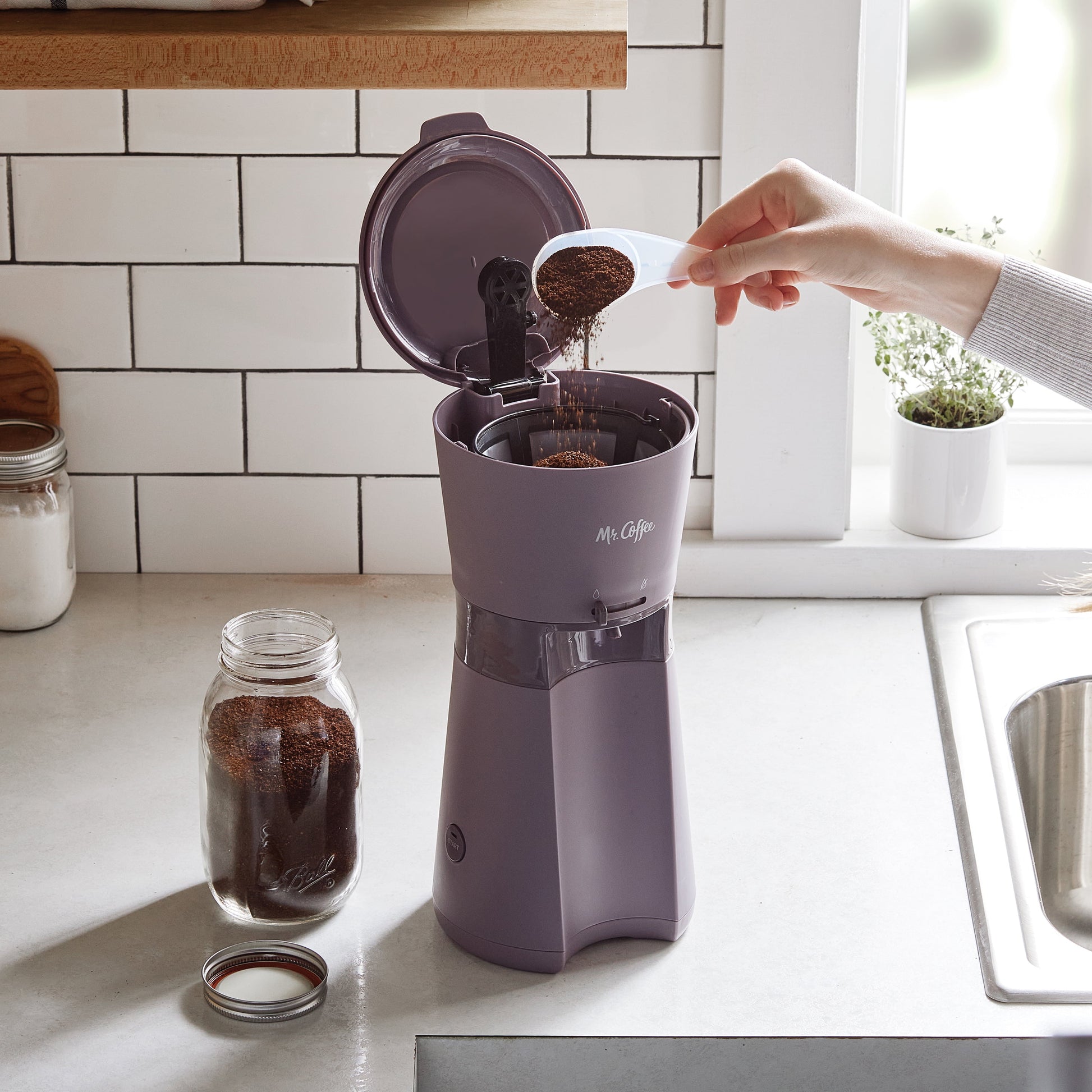 Iced Coffee Maker, Single Serve Machine with 22-Ounce Tumbler and Reusable Coffee Filter, Lavender